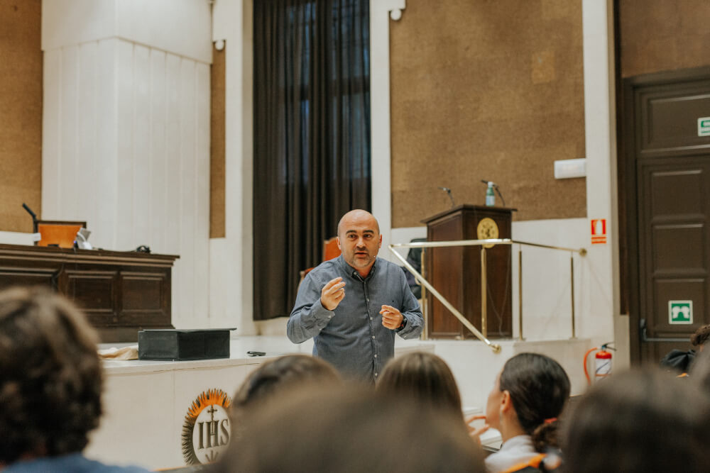 Fernando Tobías Moreno - Formación
